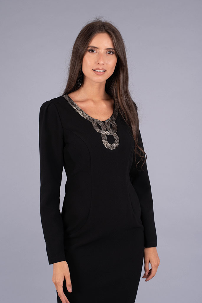 Rochie neagră conică cu aplicație mărgele